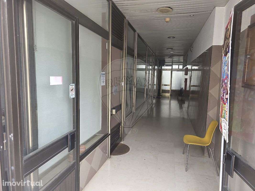 Loja  para arrendamento - Grande imagem: 3/3