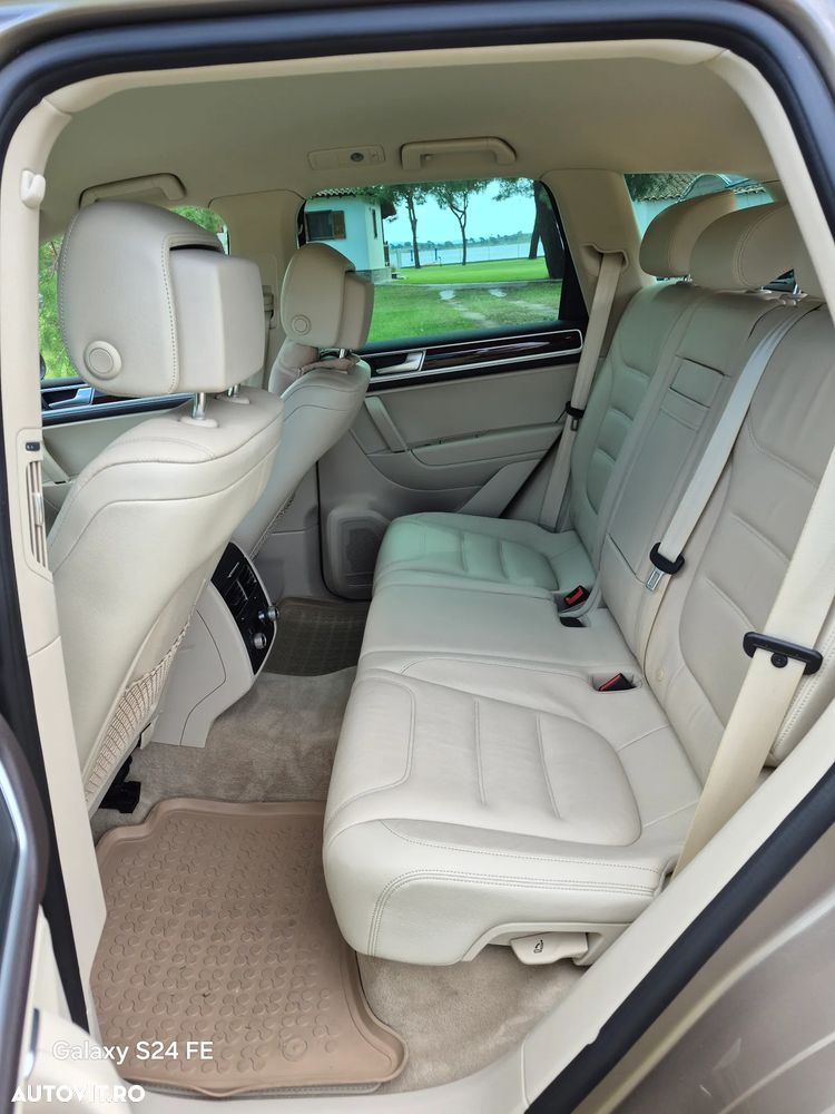 Volkswagen Touareg V6 TDI BMT Supreme Plus - 24