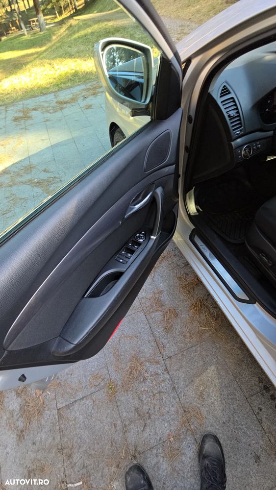 Hyundai i40 1.7 CRDI DPF Sedan Highway+ - 24