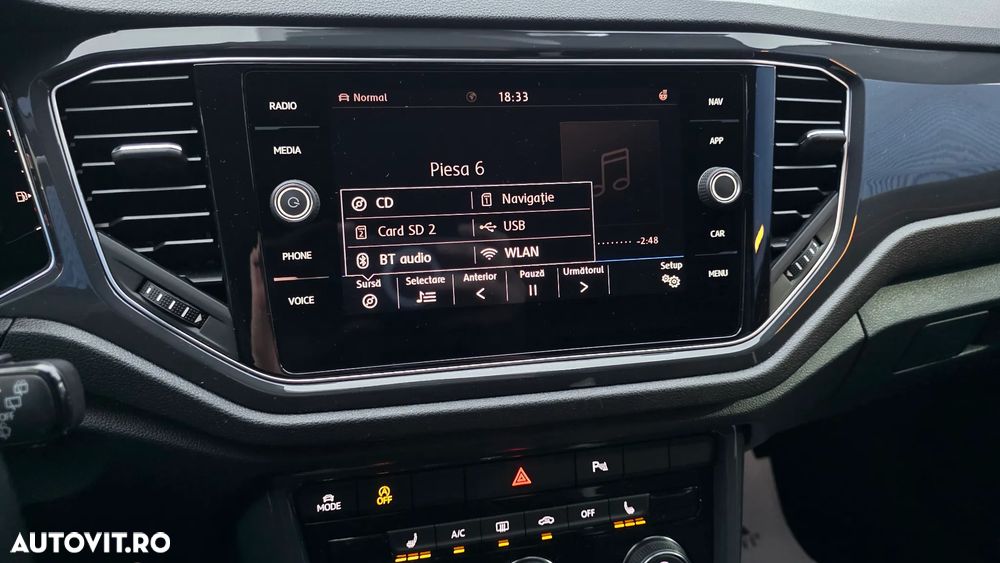 Volkswagen T-Roc 2.0 TDI DSG Sport - 37