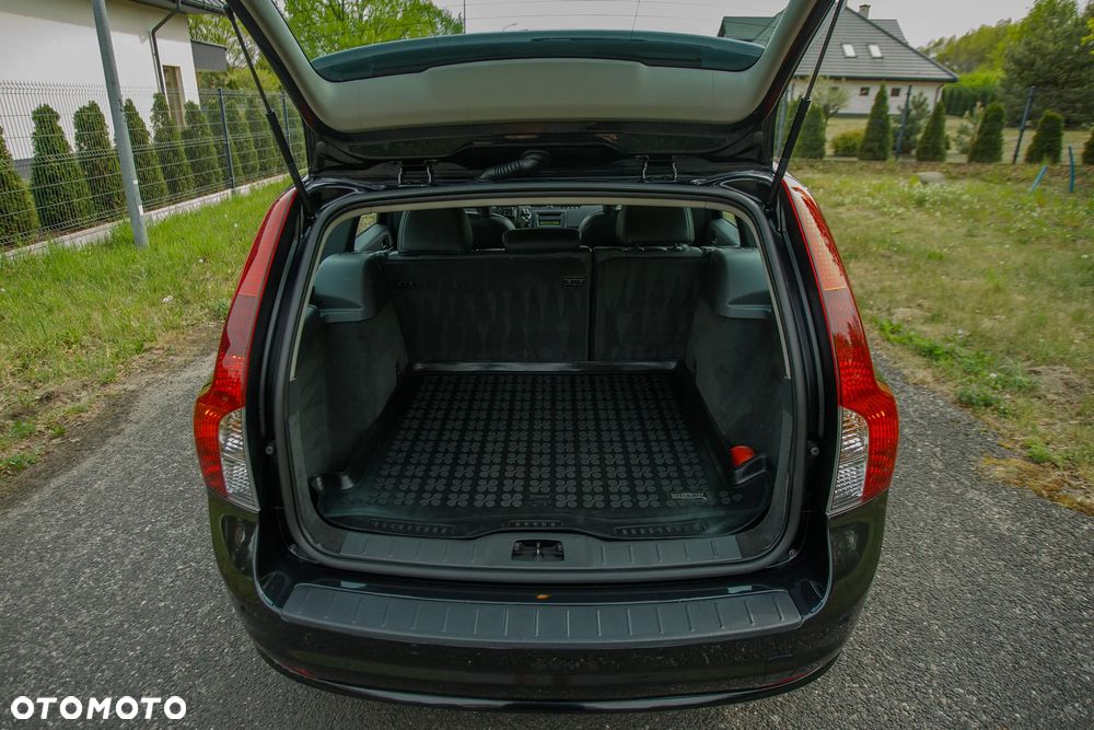 Volvo V50 T5 AWD RDesign - 35