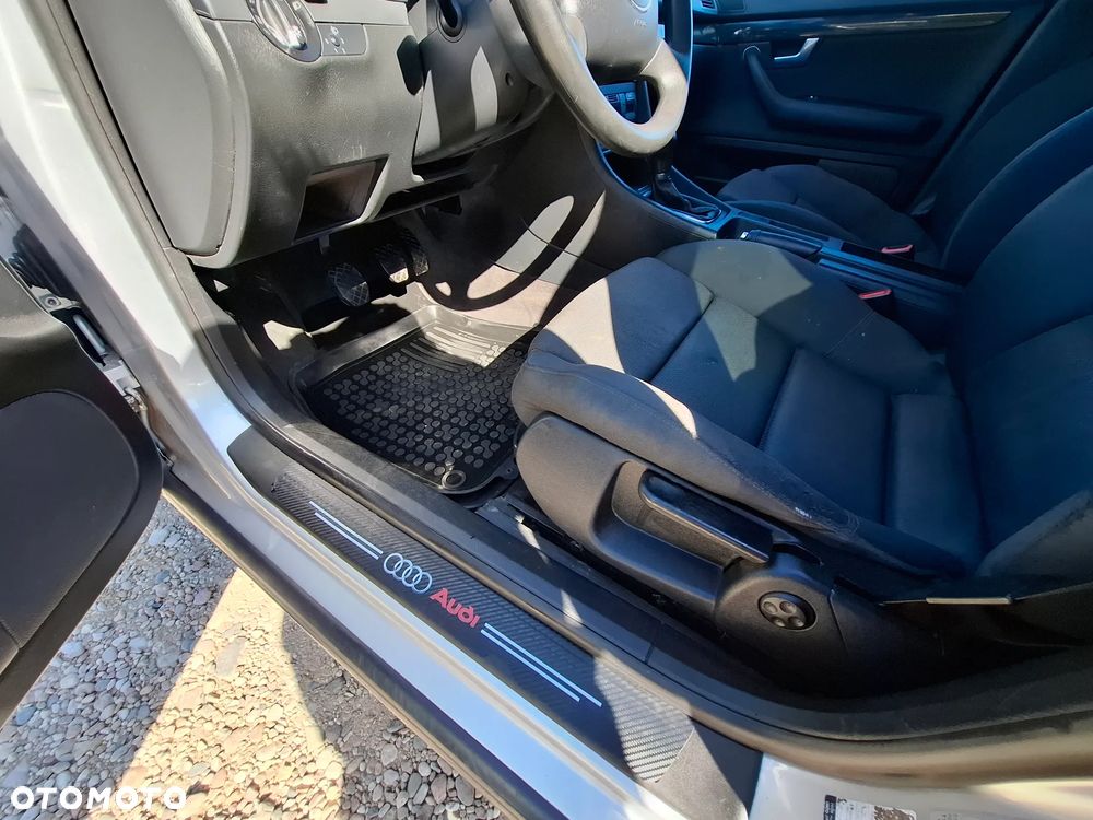 Audi A4 Avant - 13