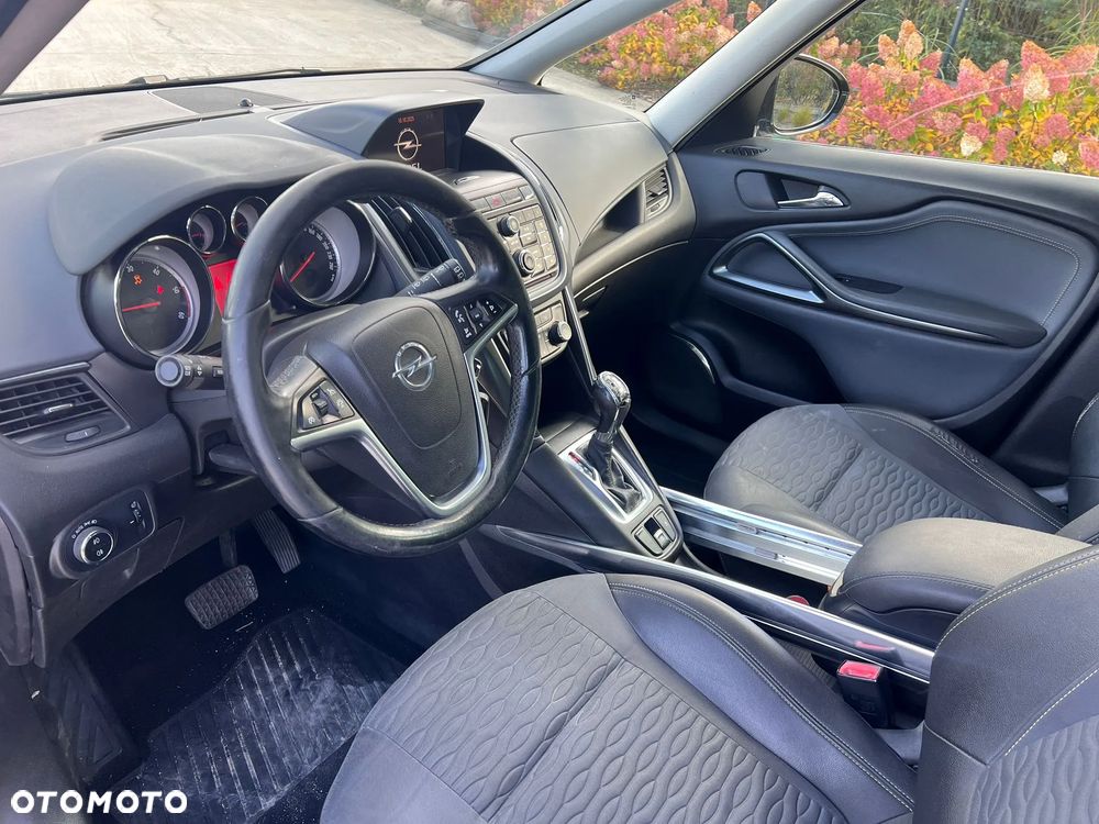 Opel Zafira 2.0 CDTI Cosmo - 10
