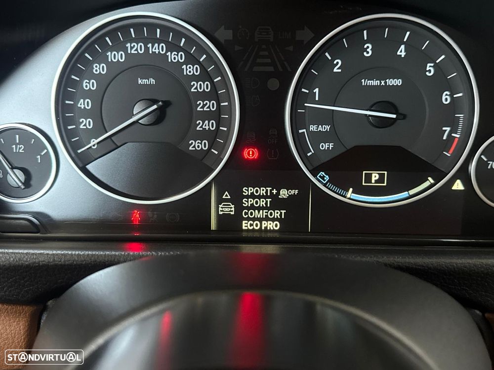 BMW 328 i Auto Pack M - 36