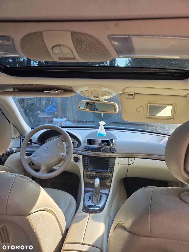 Mercedes-Benz Klasa E 500 4-Matic Avantgarde - 9