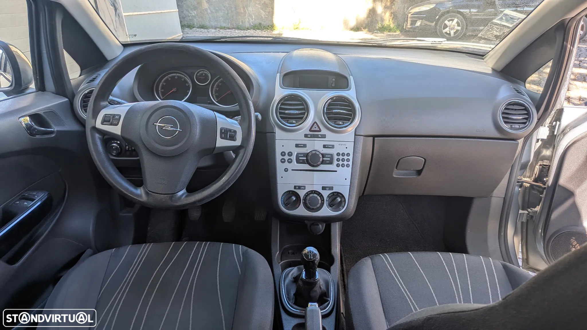 Opel Corsa 1.2 Enjoy - 12