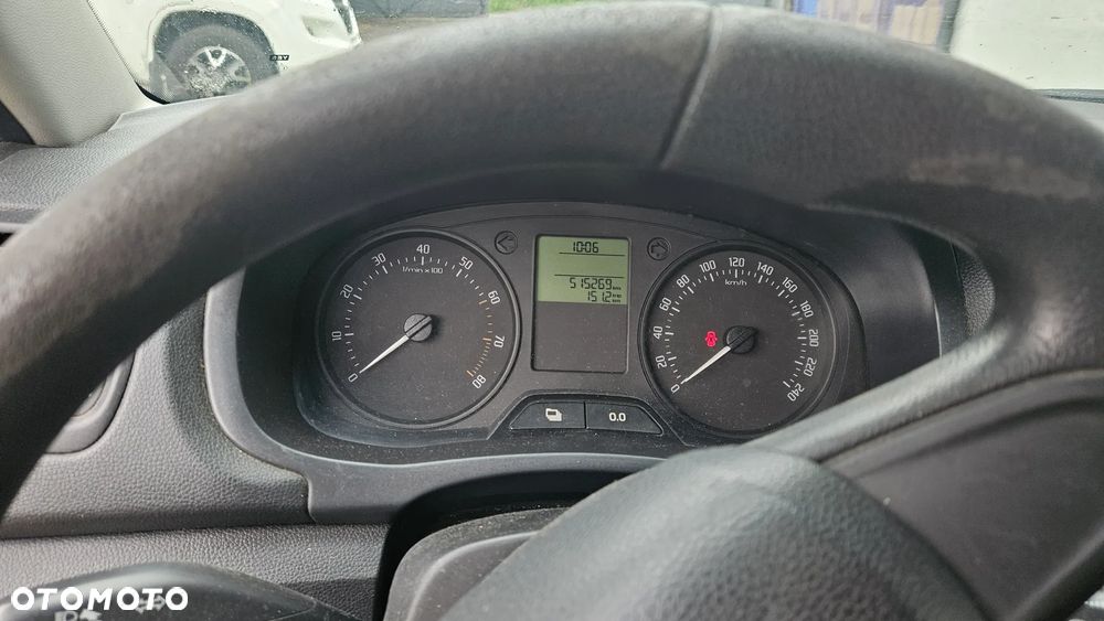 Skoda Fabia - 11