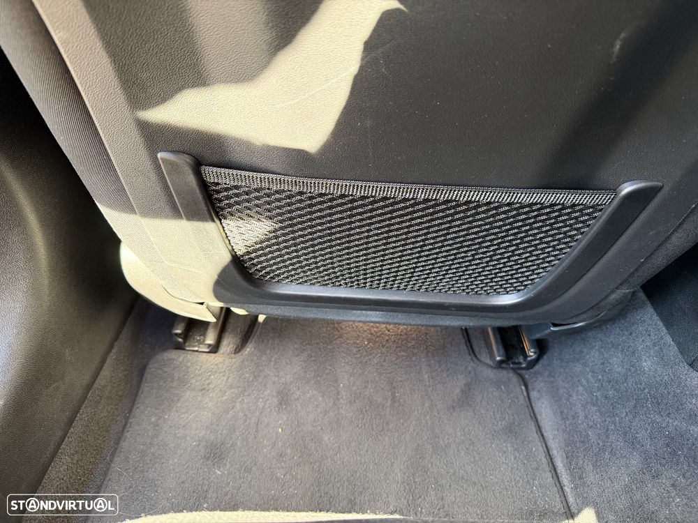 BMW 330 e Corporate Edition Auto - 32