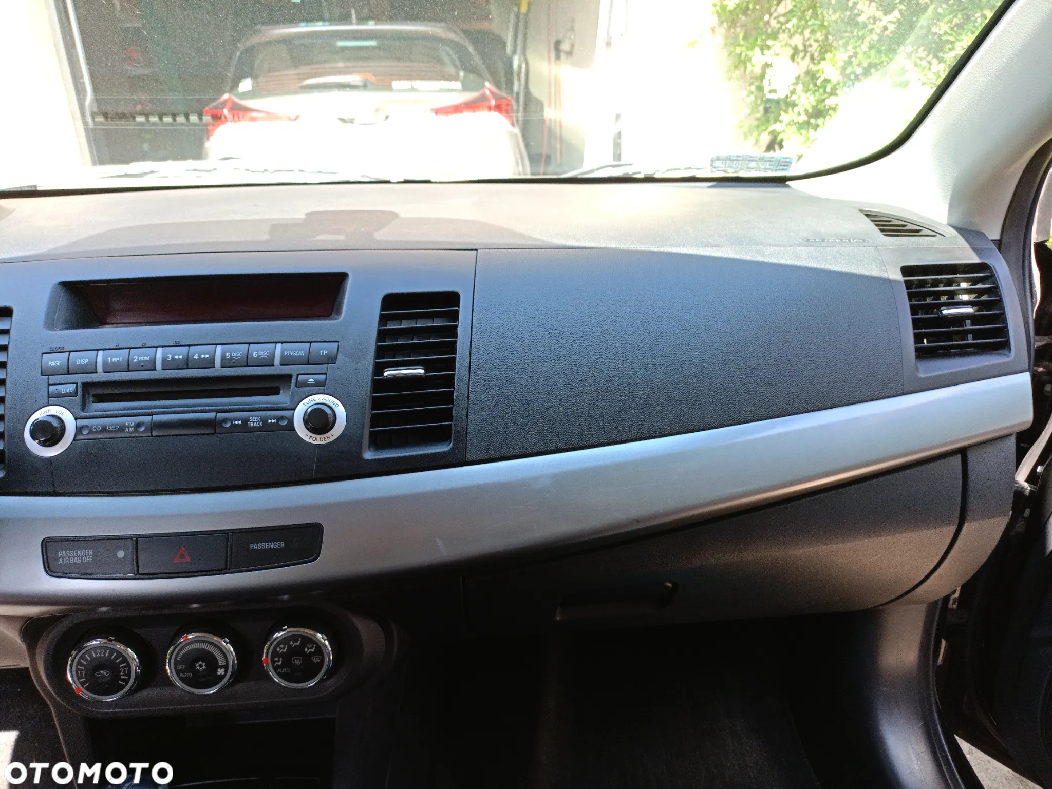 Mitsubishi Lancer 1.8 Intense - 3
