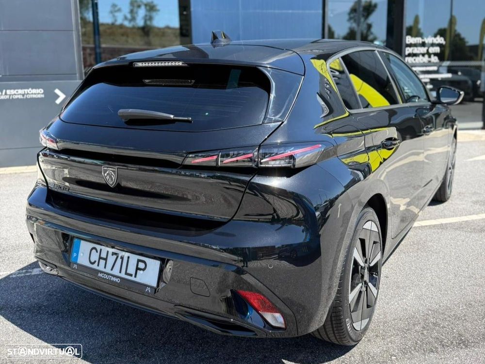 Peugeot e-308 58 kWh Allure - 11