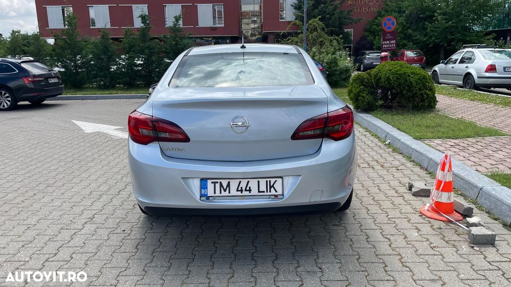 Opel Astra - 13