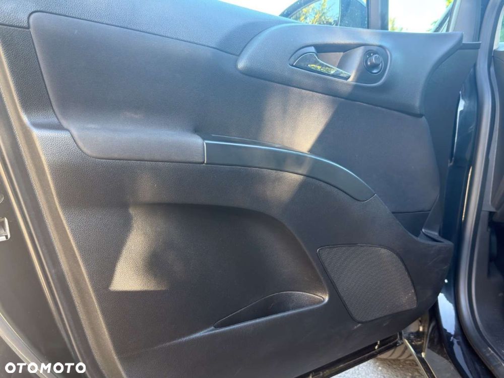Opel Meriva - 22