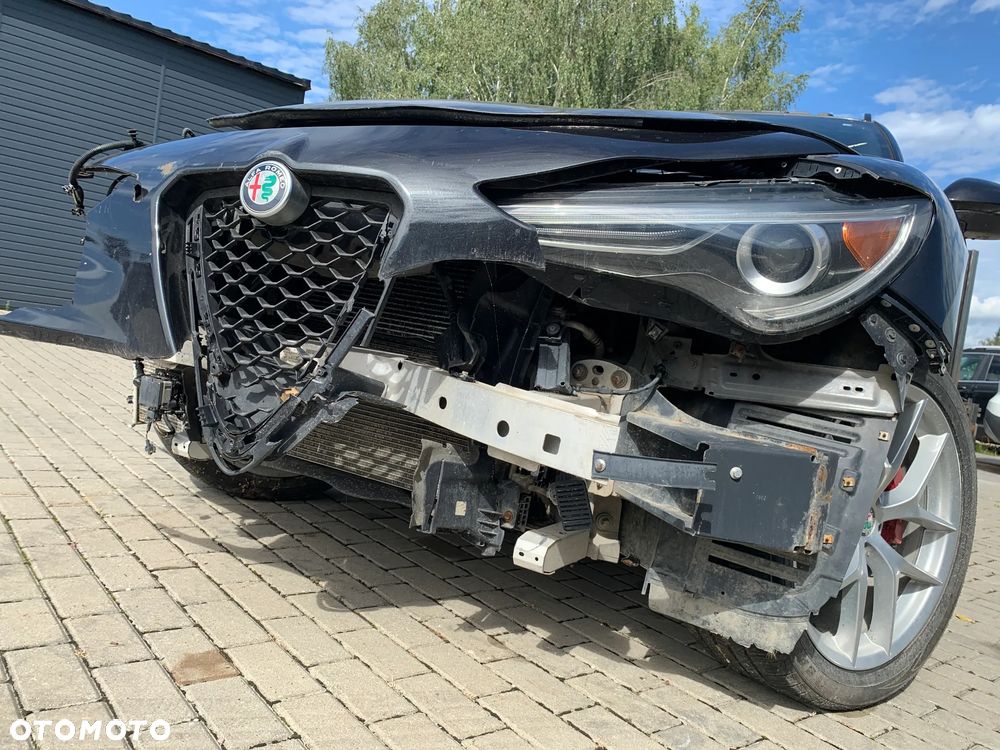 Alfa Romeo Stelvio 2.0 Turbo 16V AT8-Q4 Executive - 17