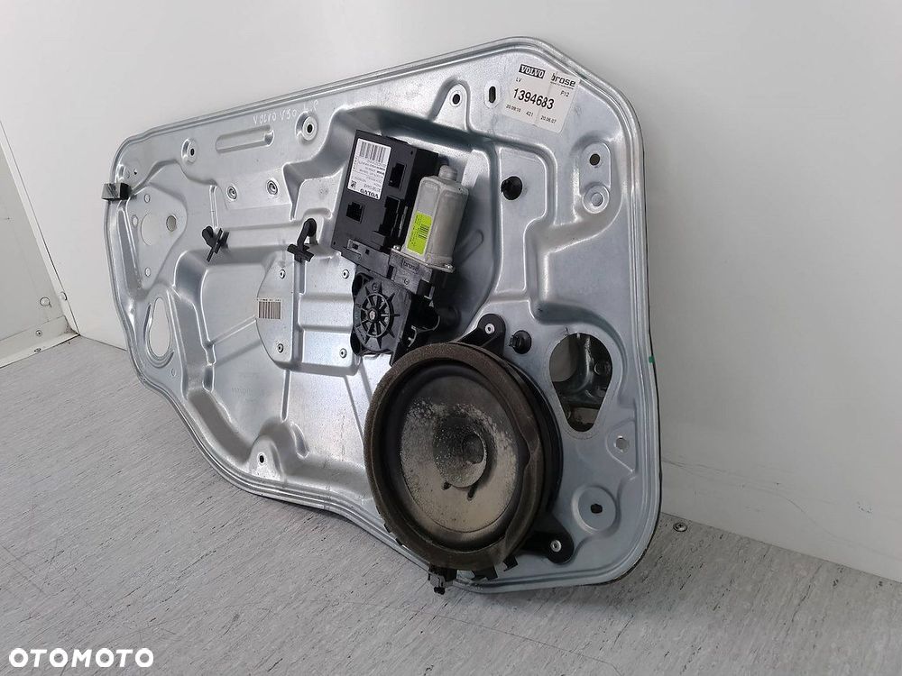 PODNOŚNIK SZYBY LEWY PRZÓD VOLVO V50 30753143-LH   979037-100  1394683 - 8