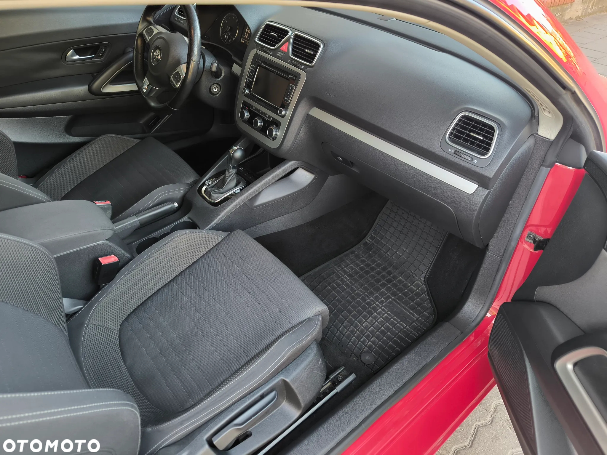 Volkswagen Scirocco 1.4 TSI DSG - 10