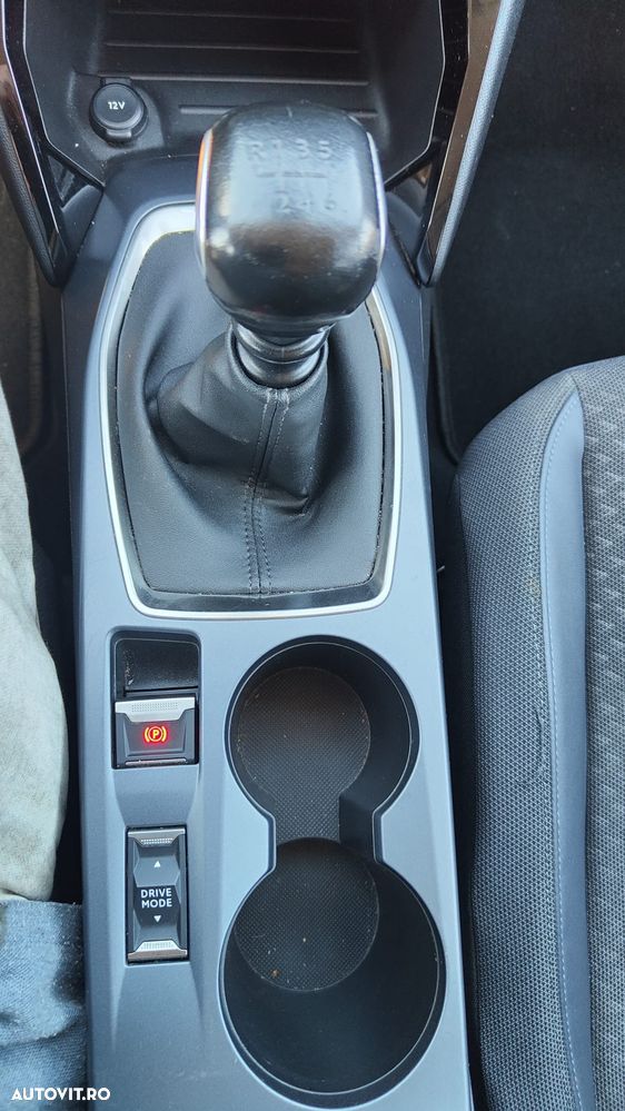 Peugeot 2008 BlueHDi 100 STOP & START Allure - 10