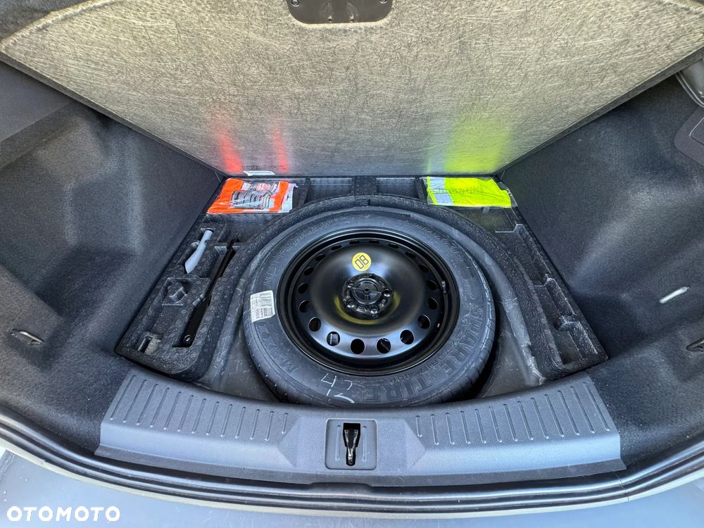 Ford Kuga - 20