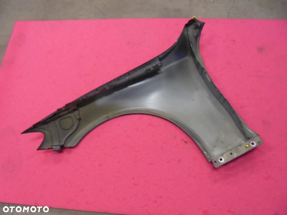 MERCEDES E KLASA W213 BLOTNIK PRAWY PRZEDNI - 3