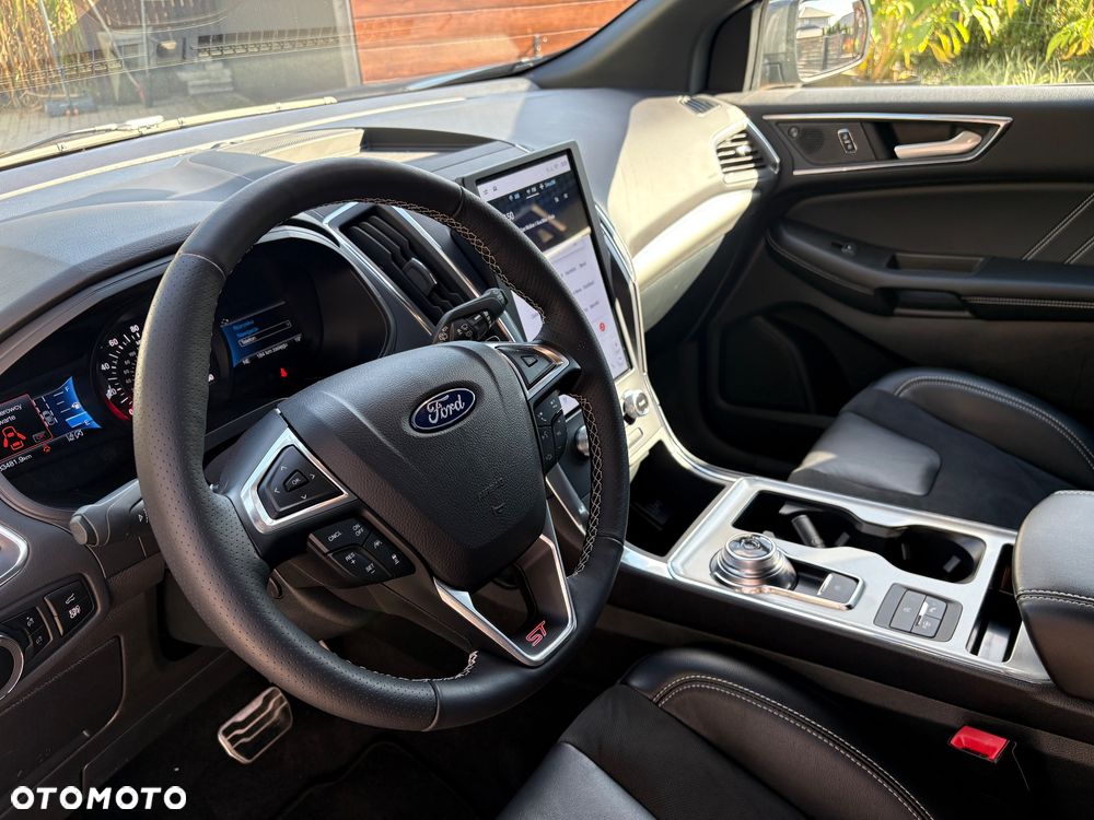 Ford Edge - 13