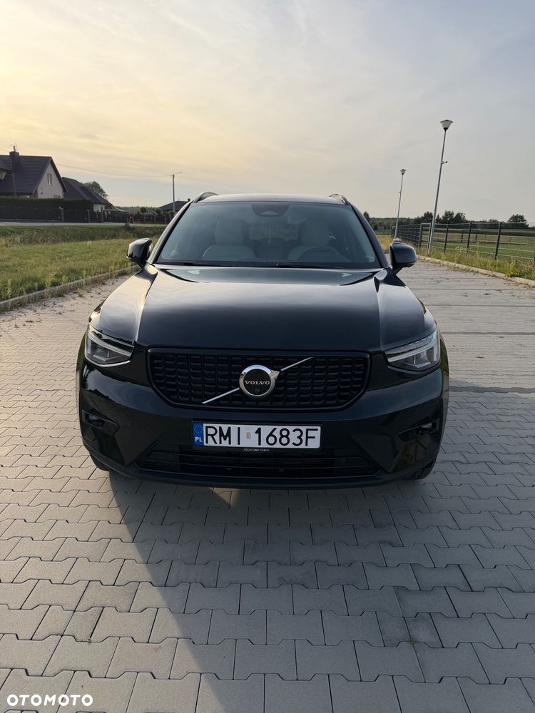 Volvo XC 40 B5 AWD Ultimate Dark - 3