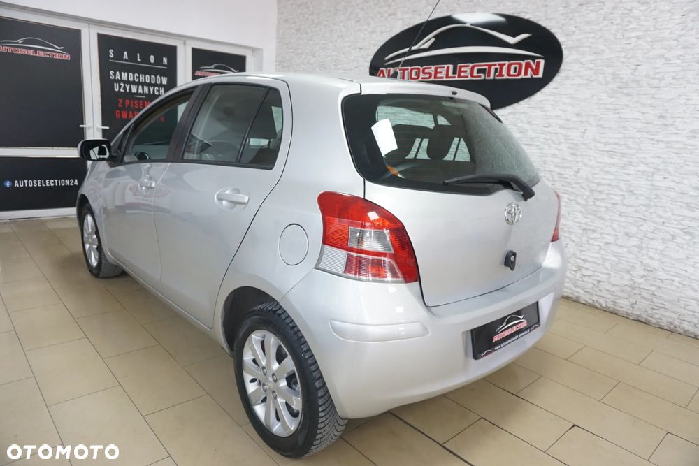 Toyota Yaris 1.33 VVT-i Comfort - 10