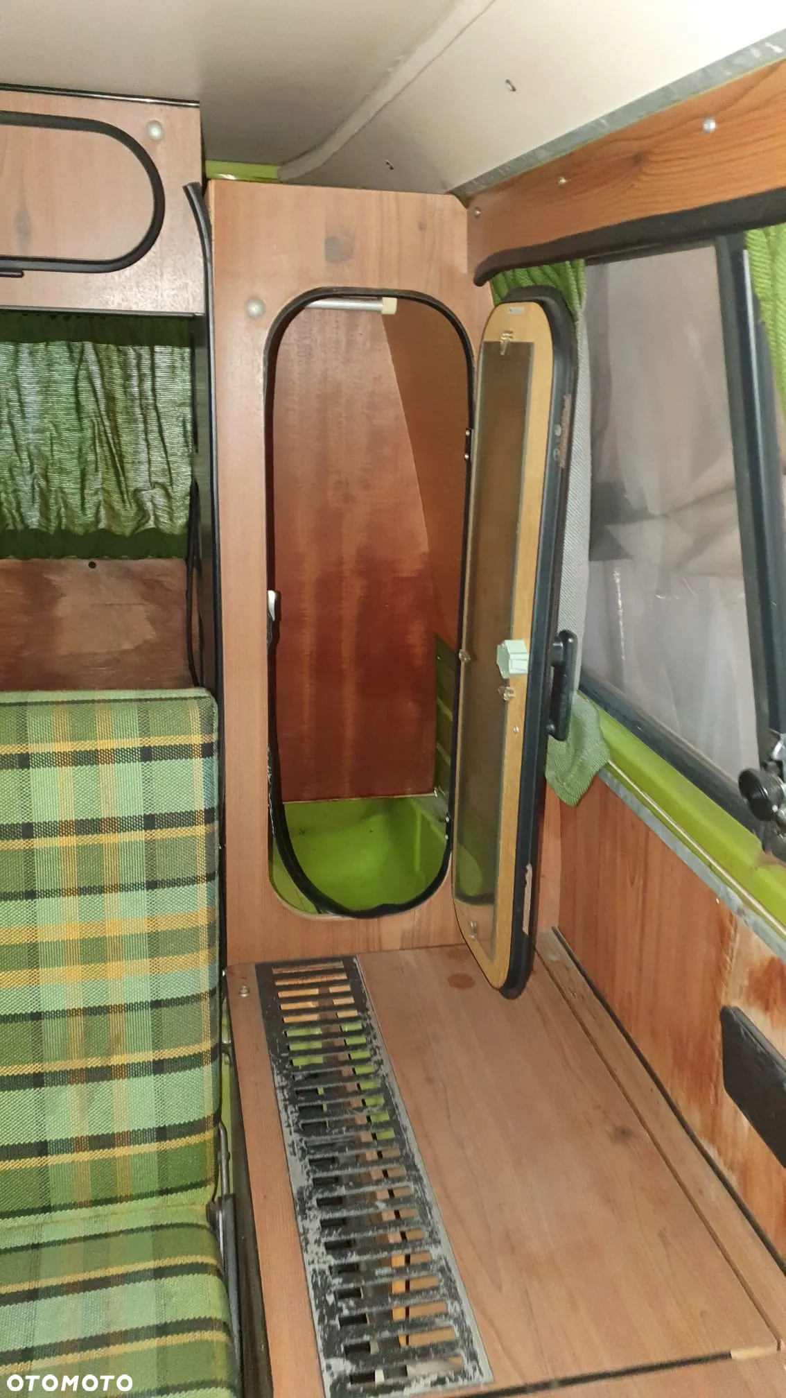 Volkswagen Transporter - 23