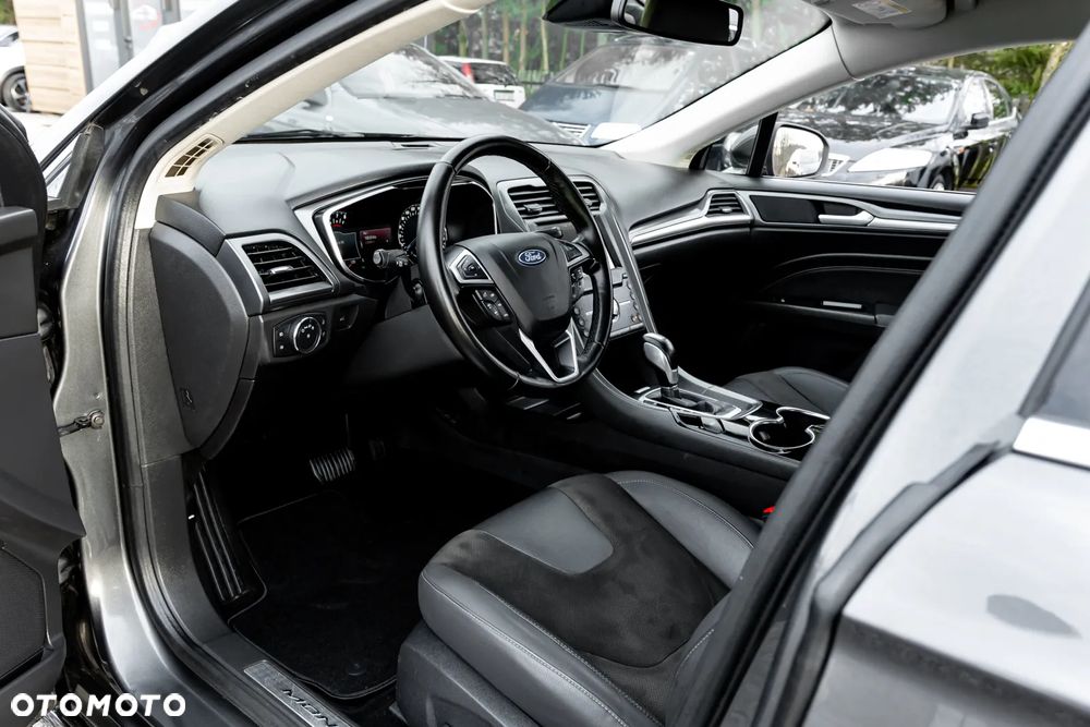 Ford Mondeo 2.0 EcoBoost STart-Stopp Autom Vignale - 16