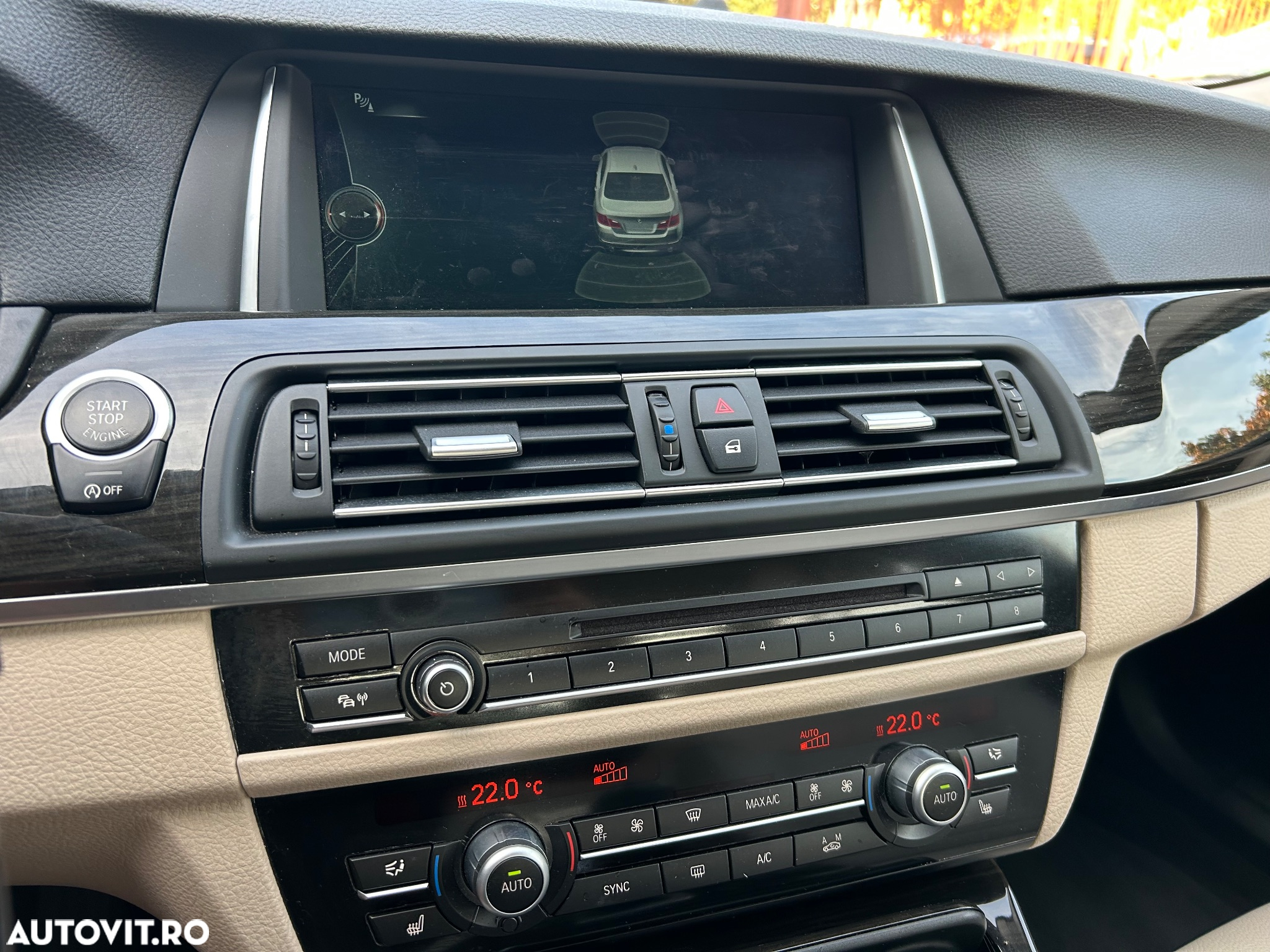 BMW Seria 5 520i Touring Aut. Luxury Line - 15