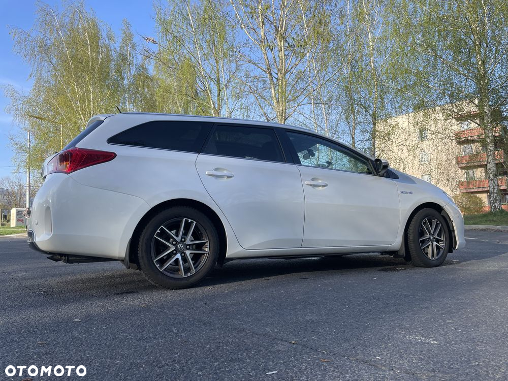 Toyota Auris - 12