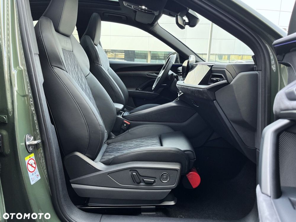 Audi Q5 Sportback - 25