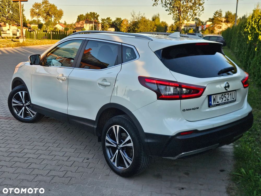 Nissan Qashqai 1.2 DIG-T N-Connecta Xtronic EU6 - 31