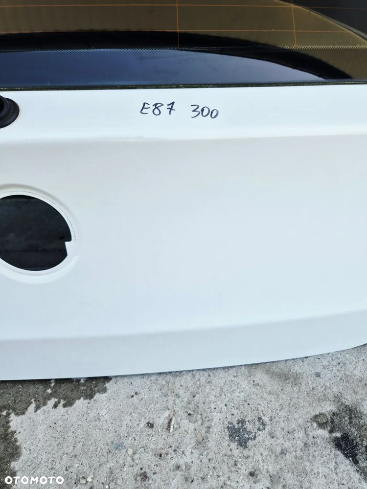 Klapa Bagażnika z Szybą Szyba BMW 1 E81 E87 Alpinwaiss 300 - 11