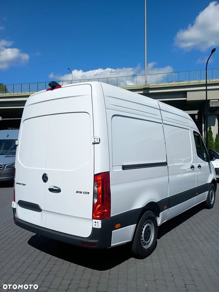 Mercedes-Benz Sprinter L2 H2 - 4