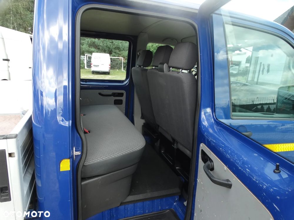 Volkswagen Transporter - 16