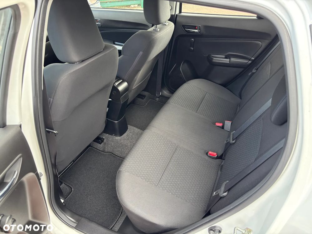 Suzuki Swift - 14