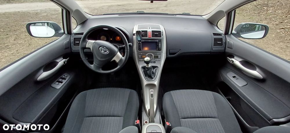 Toyota Auris 1.4 D-4D Luna - 20