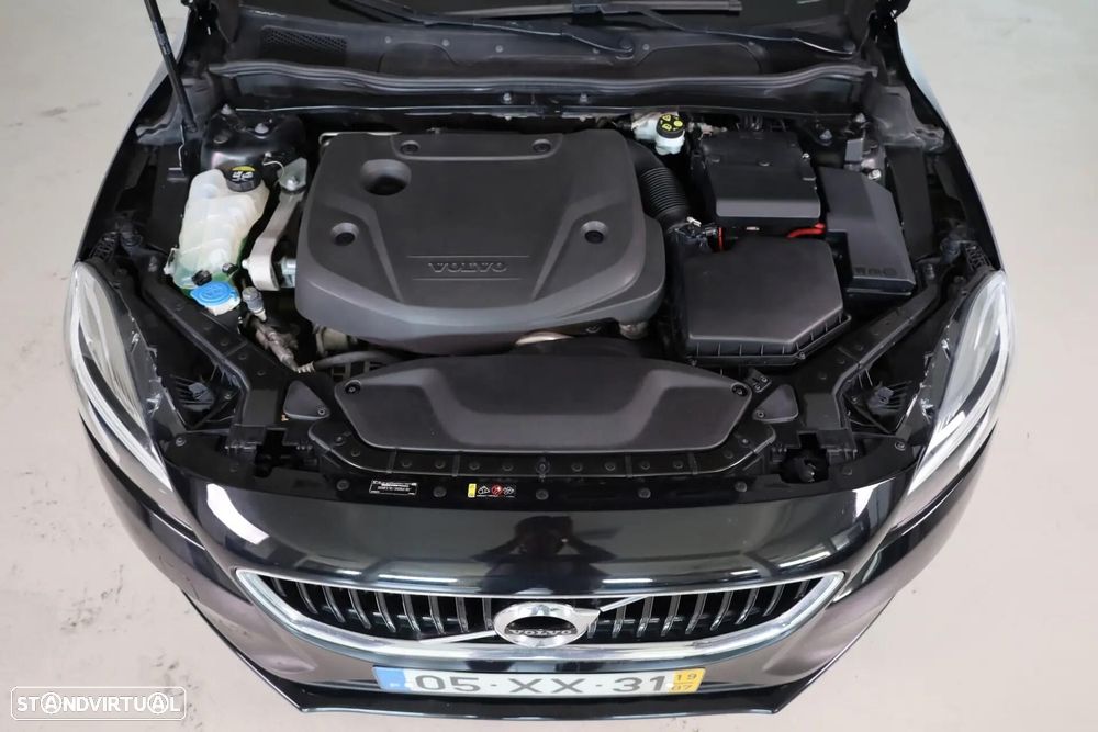Volvo V40 2.0 D3 Momentum - 10