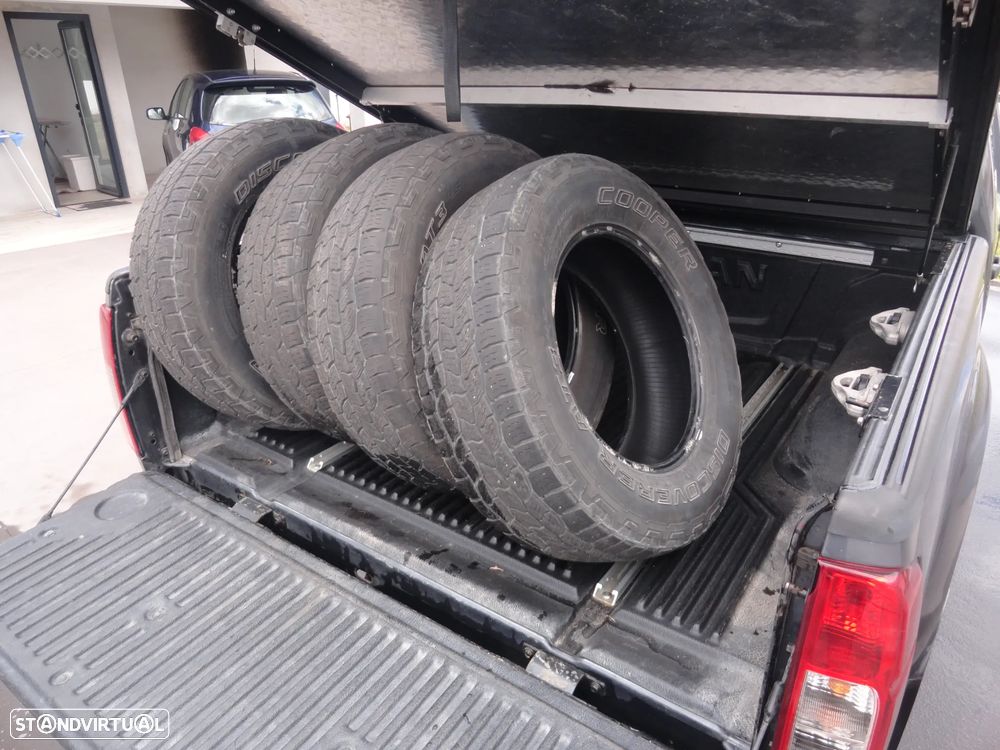 Nissan Navara 2.5 dCi CD SE AT 4WD - 17