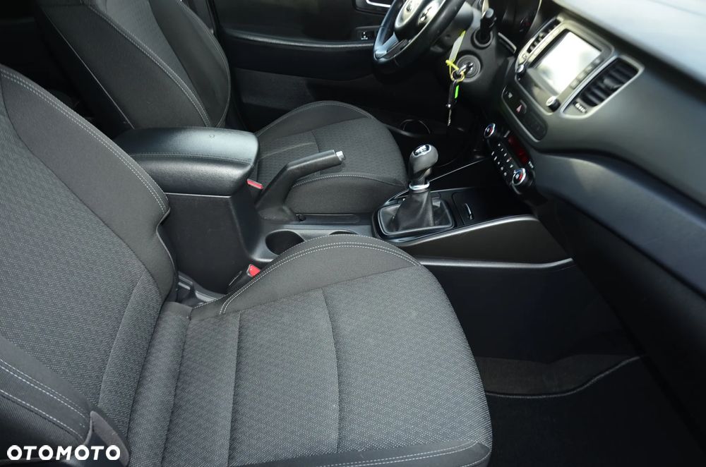 Kia Carens 1.7 CRDi XL - 28