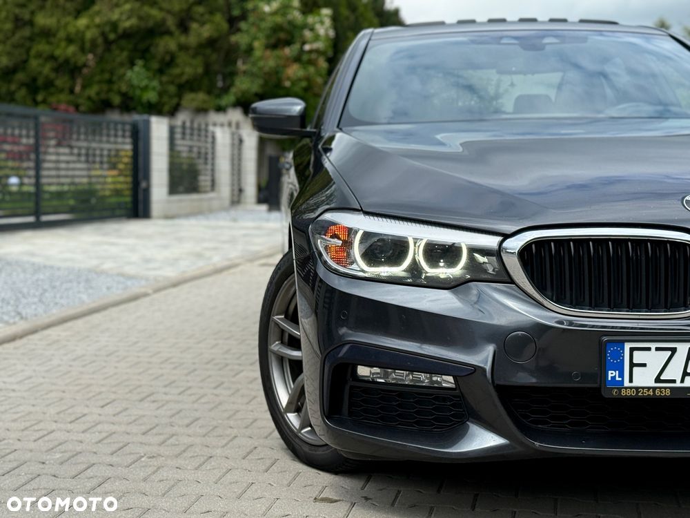 BMW Seria 5 520d M Sport - 12