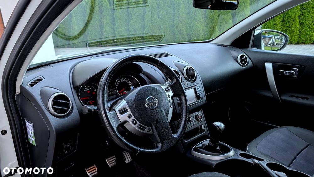 Nissan Qashqai - 12