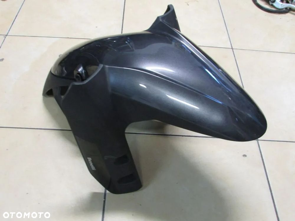 Benelli TRK 502X błotnik przód - 1
