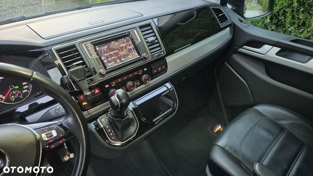 Volkswagen Multivan 2.0 TDI L1 Highline DSG - 9