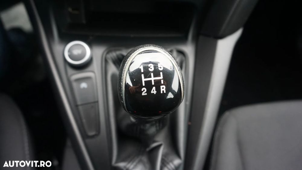 Ford Focus 1.0 EcoBoost Start Stop Trend - 25