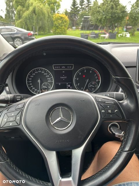 Mercedes-Benz Klasa B 180 7G-DCT Style - 12
