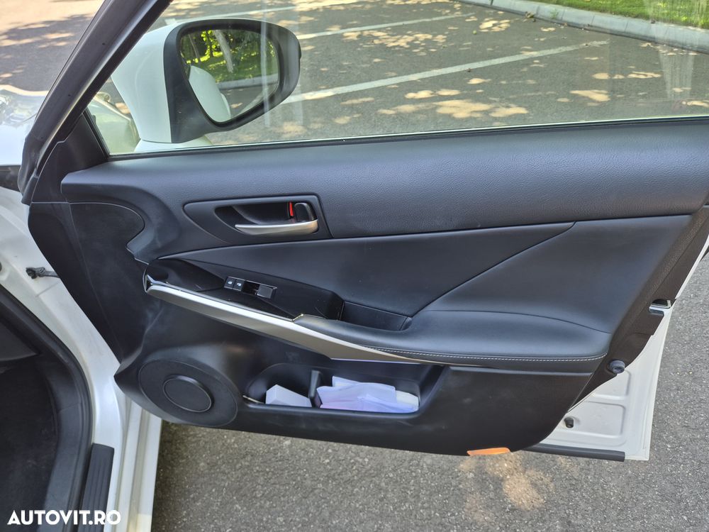 Lexus Seria IS 250 Aut. Business - 11