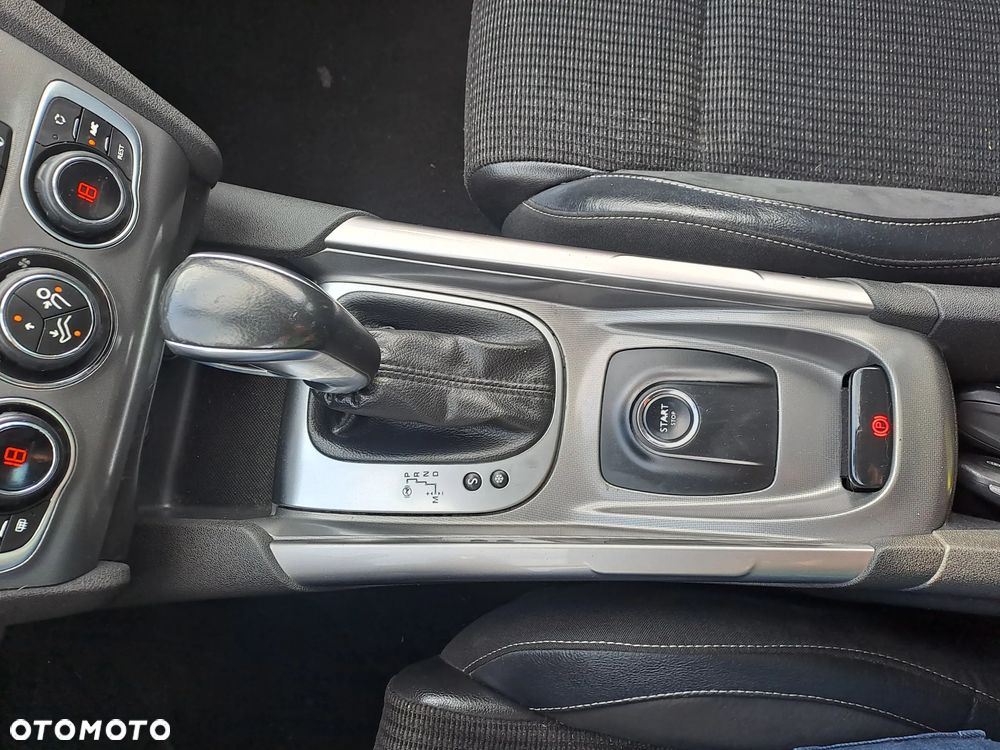 Citroën C4 PureTech 130 Stop & Start EAT6 Selection - 22