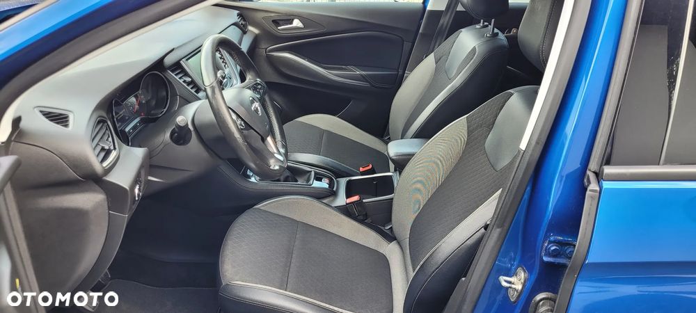 Opel Grandland X 1.2 Start/Stop Dynamic - 11
