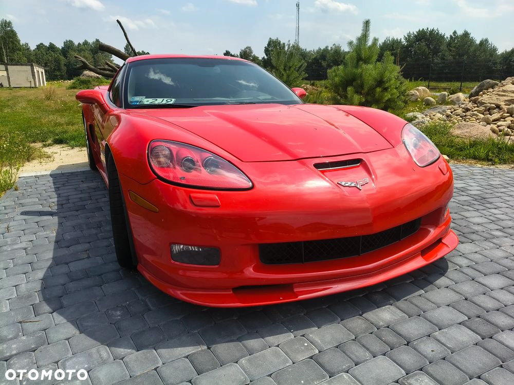 Chevrolet Corvette - 8