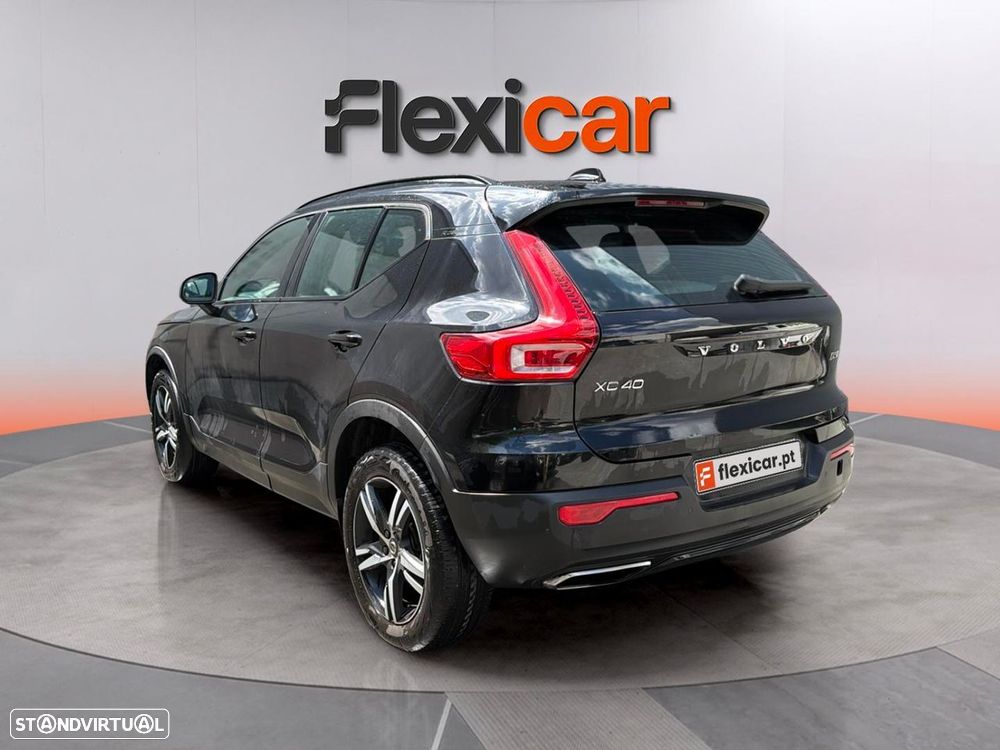 Volvo XC 40 2.0 D3 R-Design Geartronic - 5